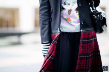 Women-in-Tartan_6