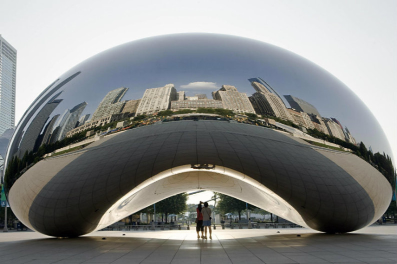 Anish-Kapoor-Cloud-Gate-